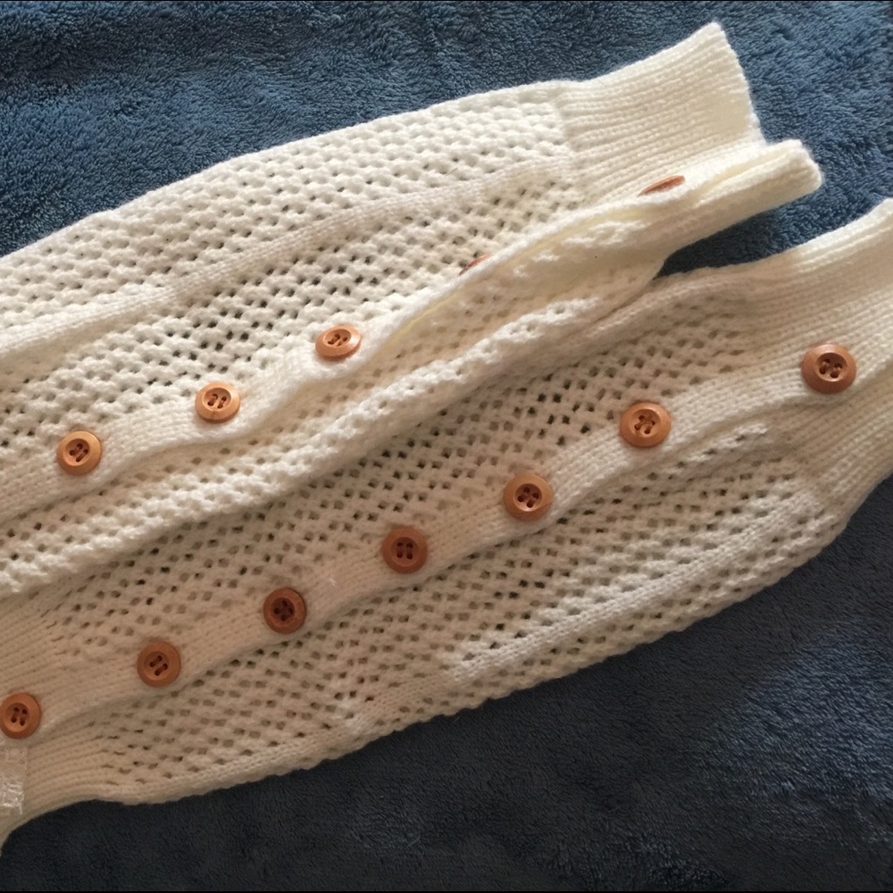 NWT Packaged Handmade Crochet Buttoned Leg Warmers